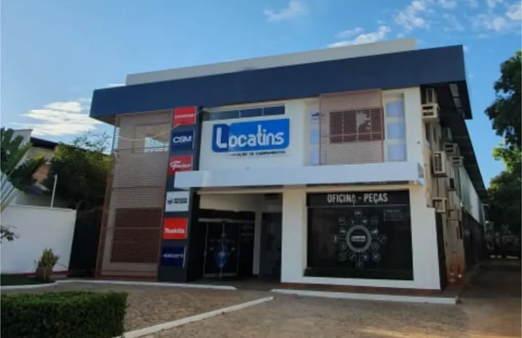 Fachada da loja Locatins em Palmas, com a oficina e a loja de peças